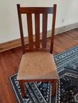 Amish Jaffrey Vintage Mission Dining Chair in Oak with a Michaels Cherry Finish