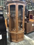 Outlet: Hickory Frontier 16-Gun Carousel Cabinet In-Stock