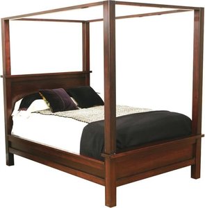 Cabin Creek Bed with Canopy