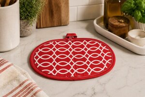 Handcrafted Red and White Folding Oval Pot Holder In-Stock