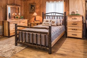Amish Appalachia Five Piece King Size Bedroom Set in Rustic Hickory - Quick Ship