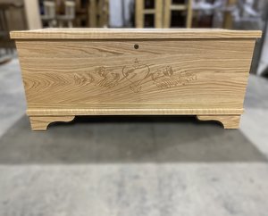 Outlet: Large Oak Wood Flat Top Hope Chest with Dutch Bird Engraving In-Stock