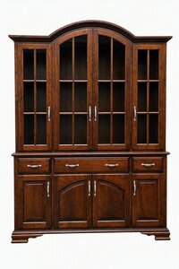 Outlet: Cherry Wood Queen Anne Hutch Cabinet - In-Stock
