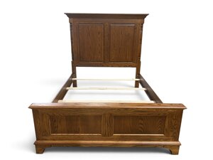 Outlet: Handcrafted Oak Queen Size Solid Wood Kenoska Panel Bed In-Stock