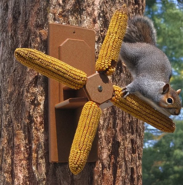 Amish Made Poly Spinning Corn Cob Squirrel Feeder with 4 Corn Spikes