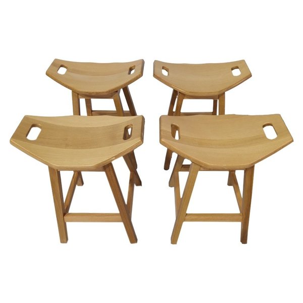 Amish Outlet: Wilford Saddle Stool In-Stock (Set of 4)