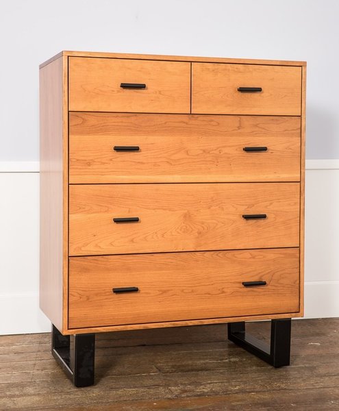 Amish Cumulus Park Five-Drawer Chest