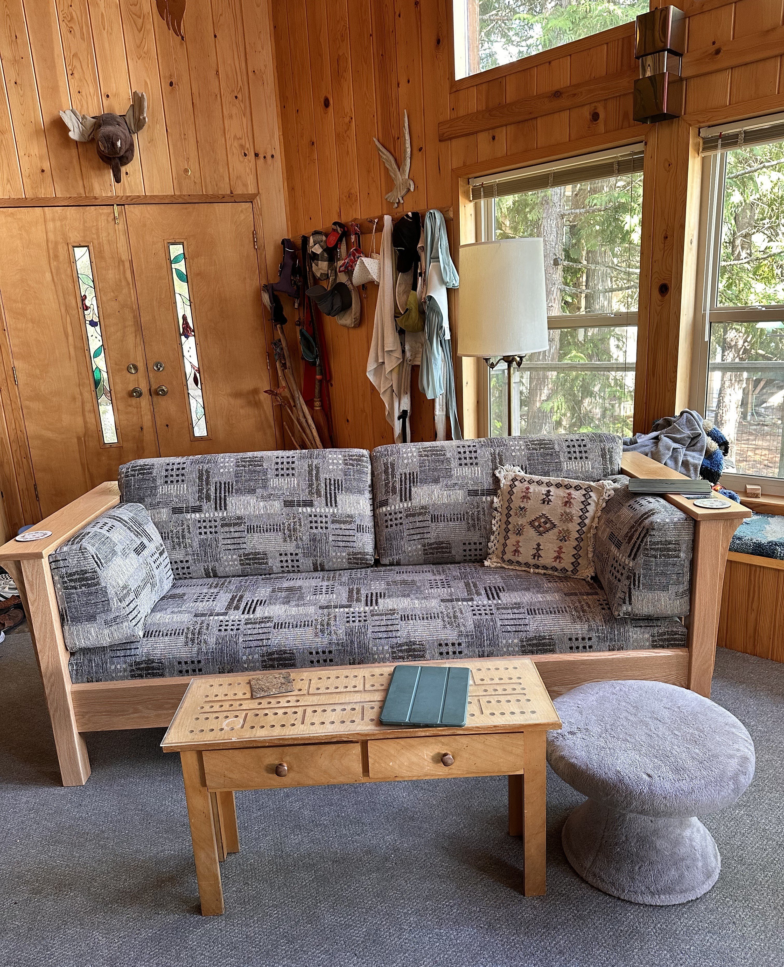 Mission Upholstered Custom Fabric Cushioned Sofa | DutchCrafters