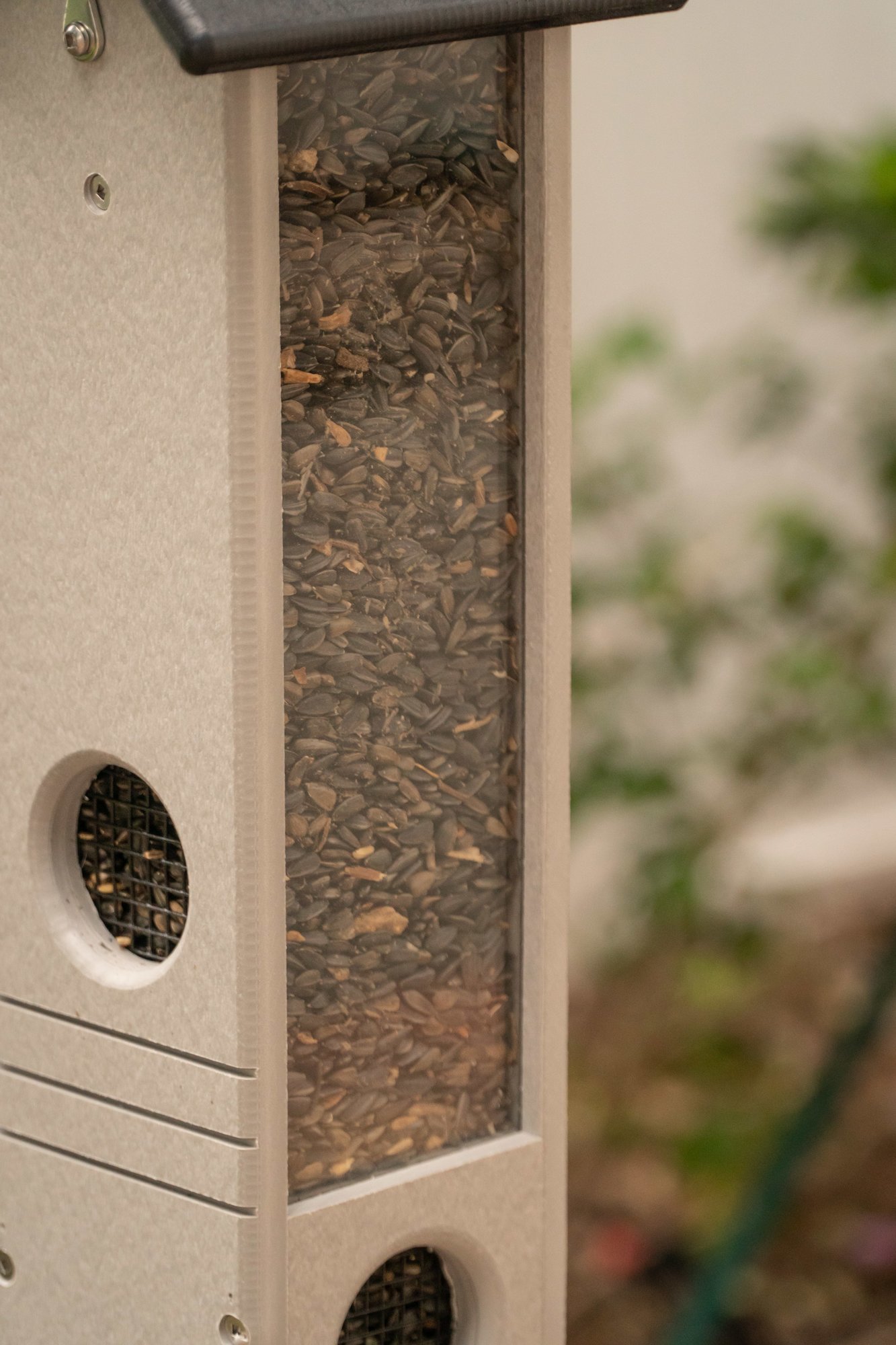 Recycled Poly Ultimate Bird Feeder From Dutchcrafters Amish Furniture