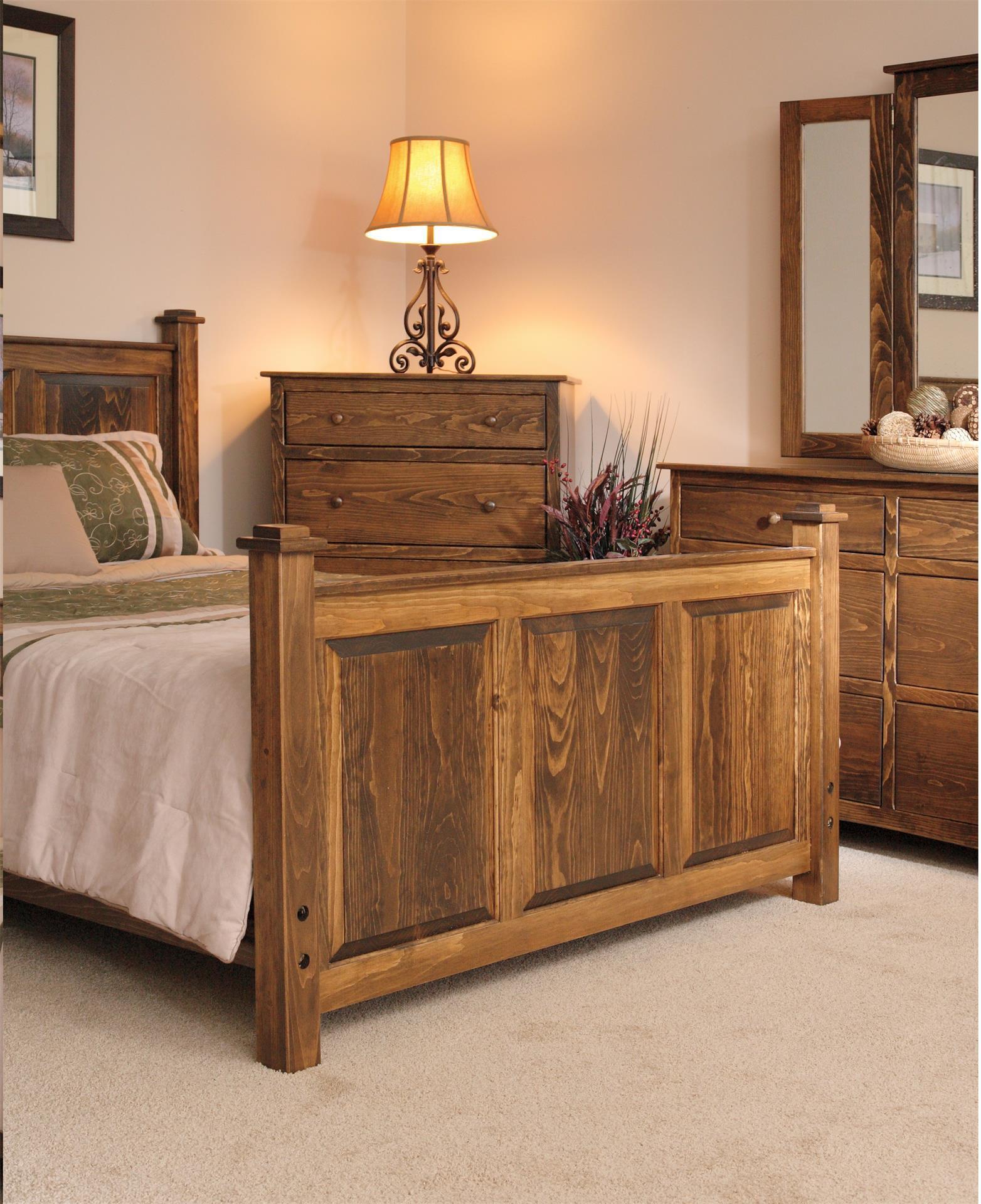 American Shaker Pine Three Piece Bedroom Set